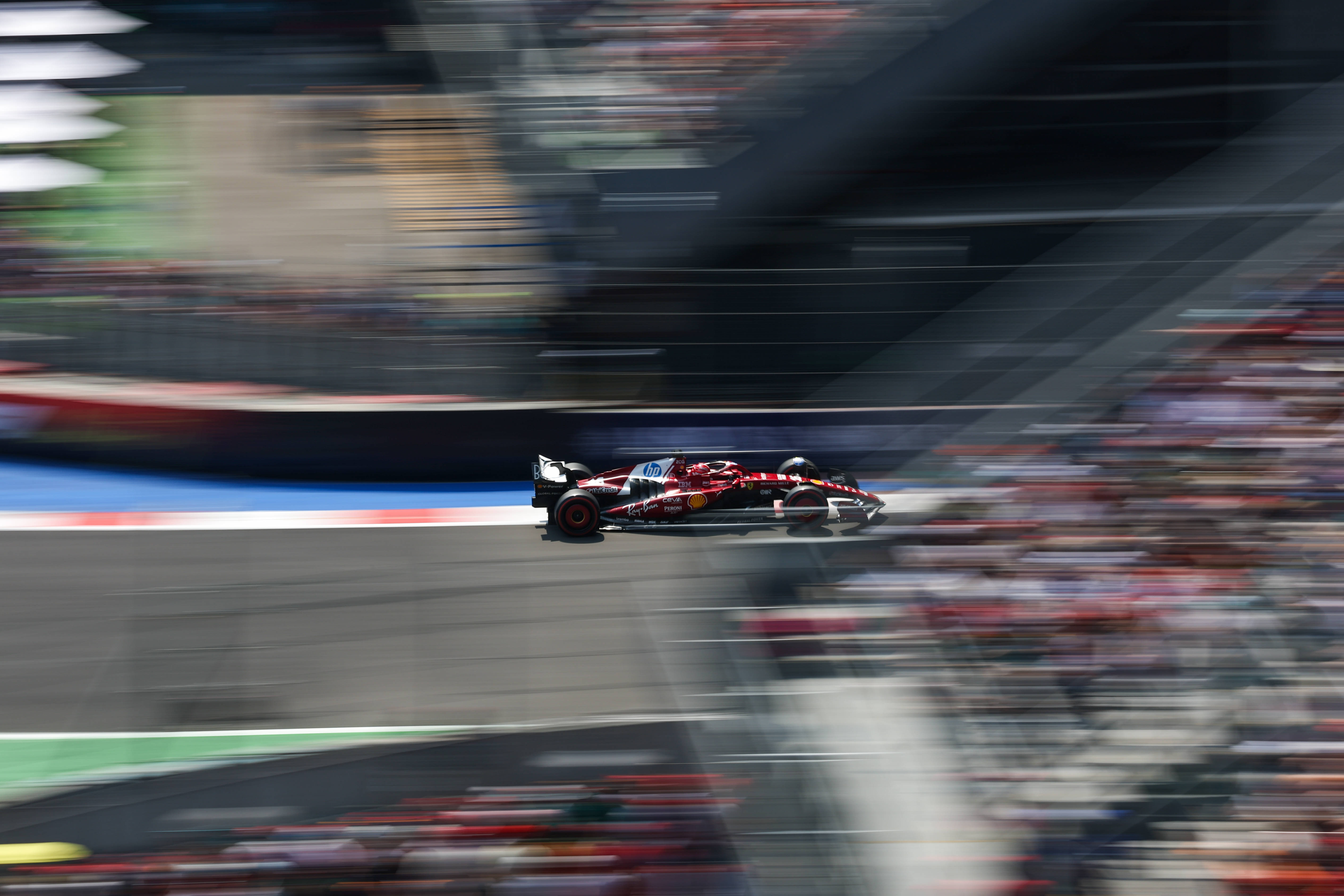 红牛二队鏖战哈斯车队，汉密尔顿扛起全队的简单介绍