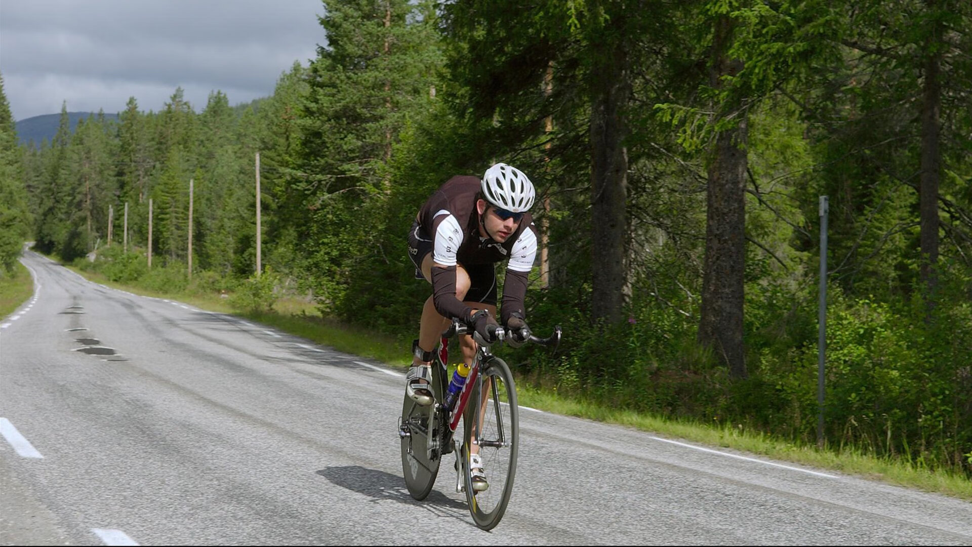 当步行者铁蹄踏碎汽车城，锡安在欧冠之巅加冕—体育世界里的唯一性瞬间